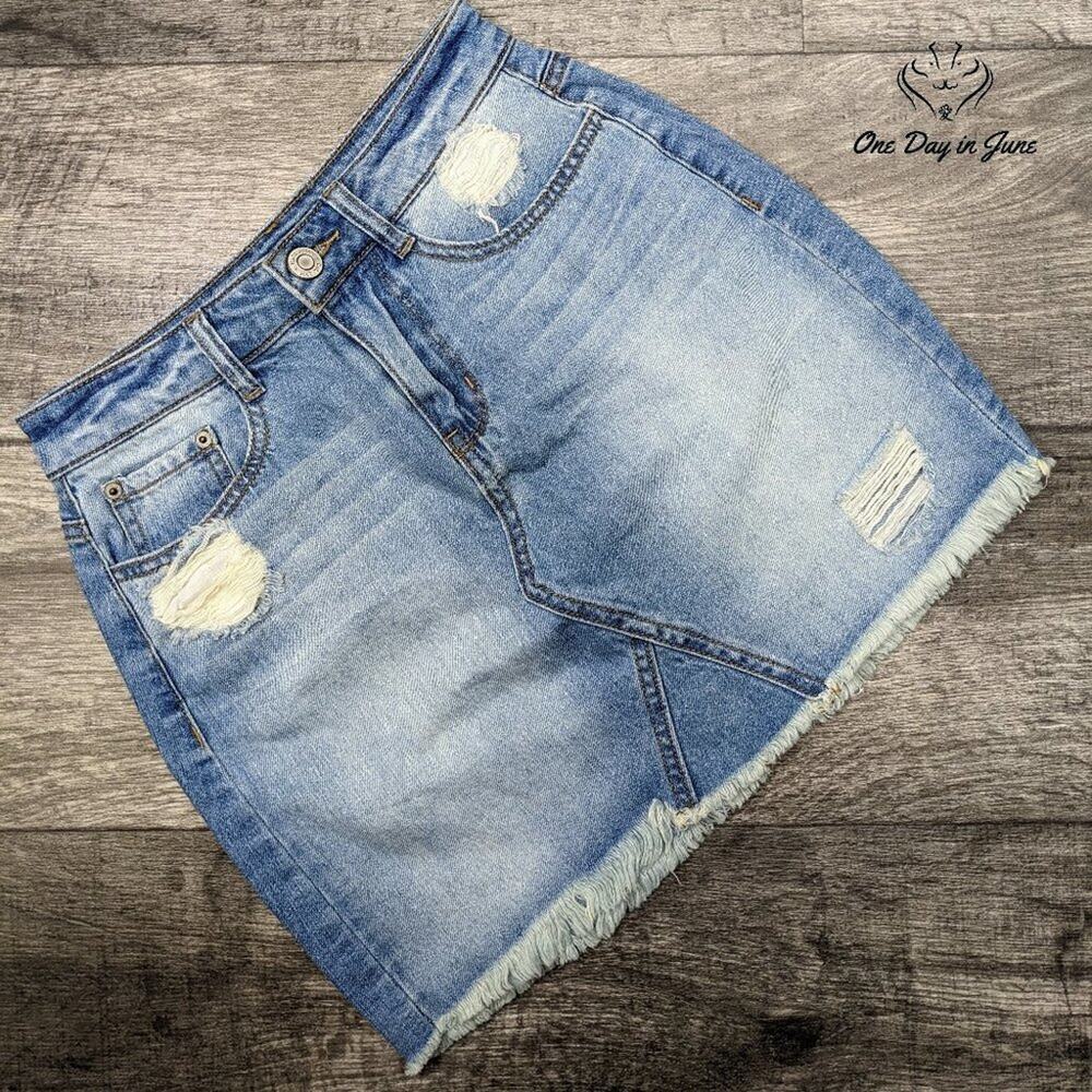 Mudd Juniors Cutoff Denim Skirt Size 3